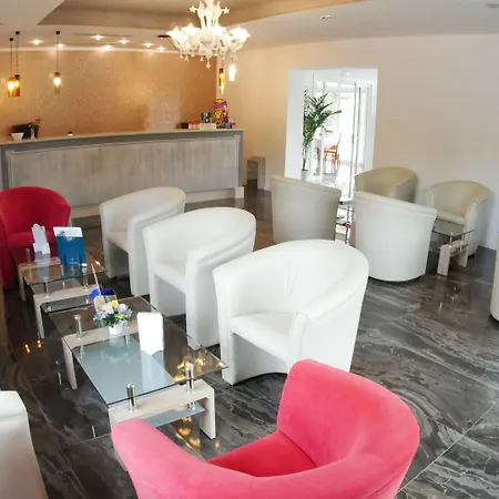 Paradiso 4* Moniga del Garda