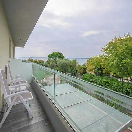 Paradiso Hotel