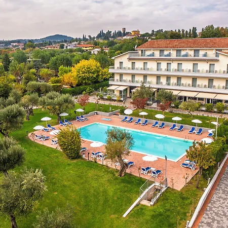 Paradiso Hotel Moniga del Garda