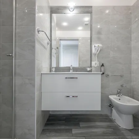 Paradiso 4* Moniga del Garda