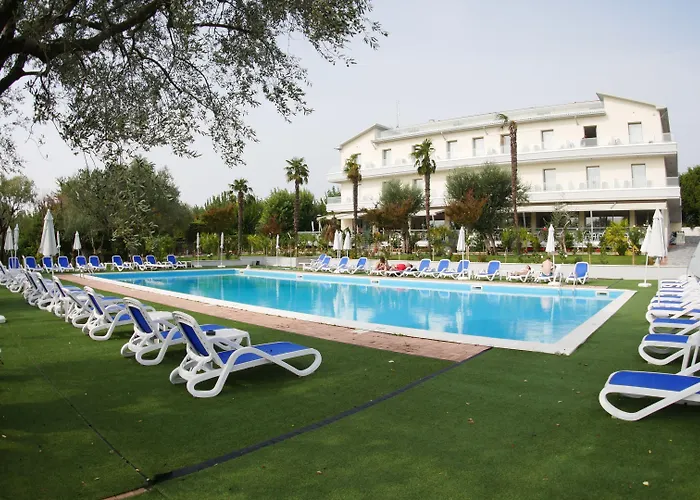 Paradiso 4* Moniga del Garda
