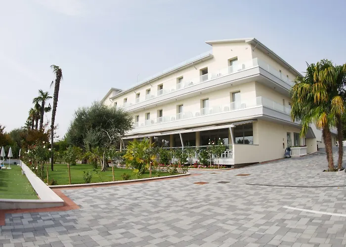 Hotel Paradiso