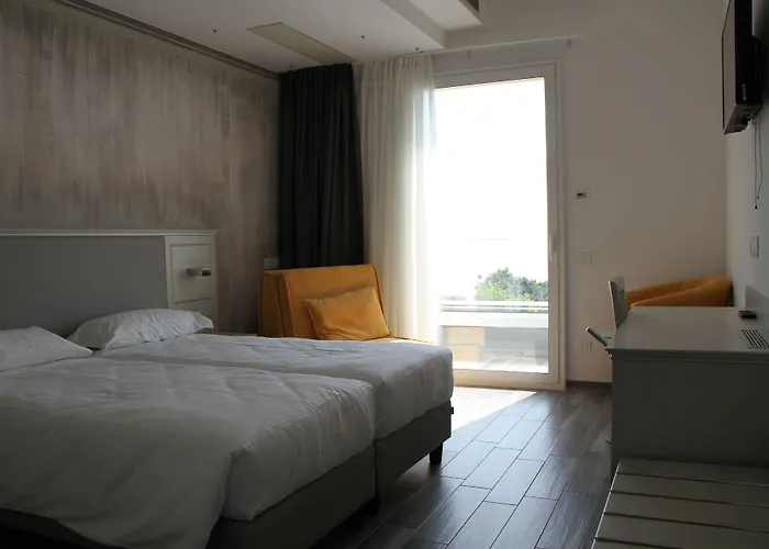Hotel Paradiso Moniga del Garda