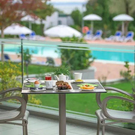 Otel Paradiso Moniga del Garda