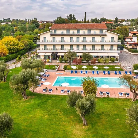 Otel Paradiso 4*