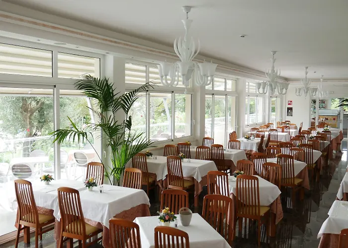 Hotel Paradiso Moniga del Garda